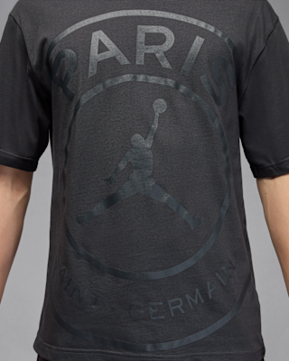 Paris Saint-Germain Men's T-Shirt. Nike.com